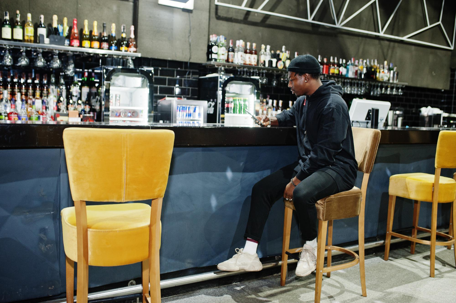 Clubs & lounge experiences
